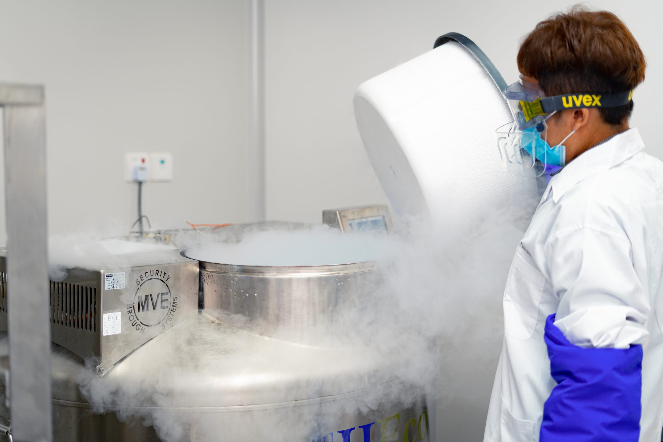 23C liquid nitrogen storage room